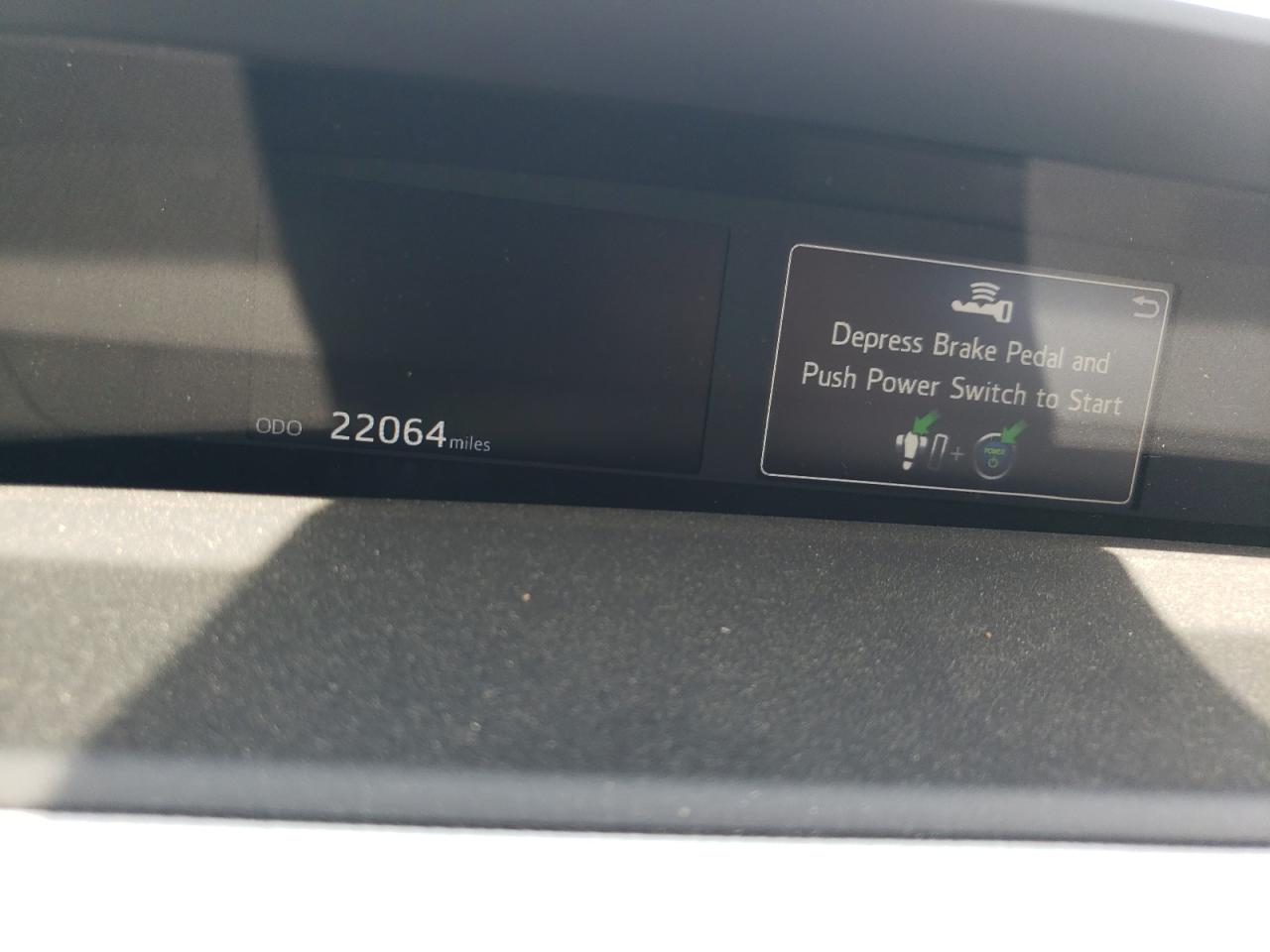 2018 Toyota Prius VIN: JTDKBRFUXJ3063463 Lot: 65644885