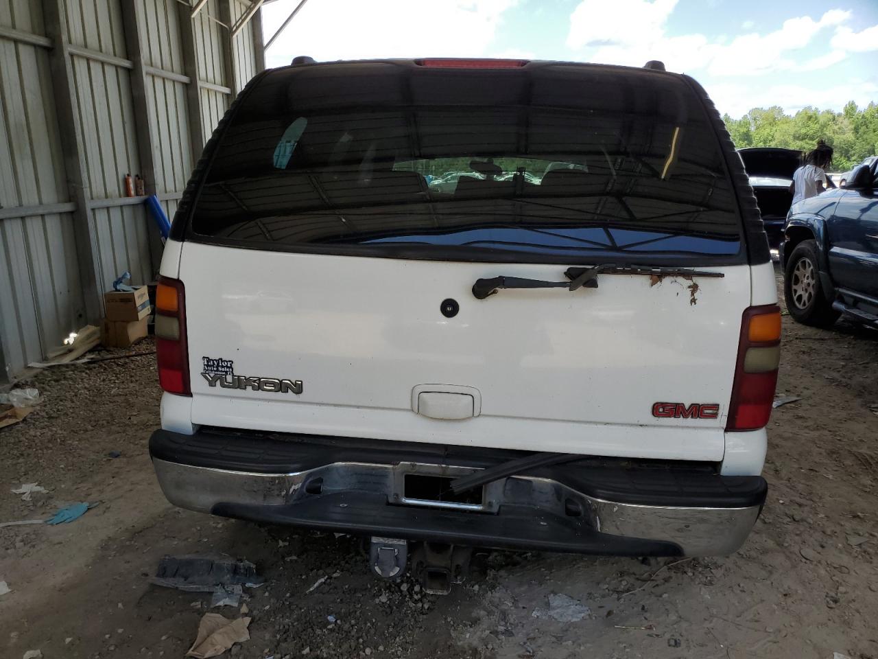 2002 GMC Yukon VIN: 1GKEC13Z42R226185 Lot: 64587095