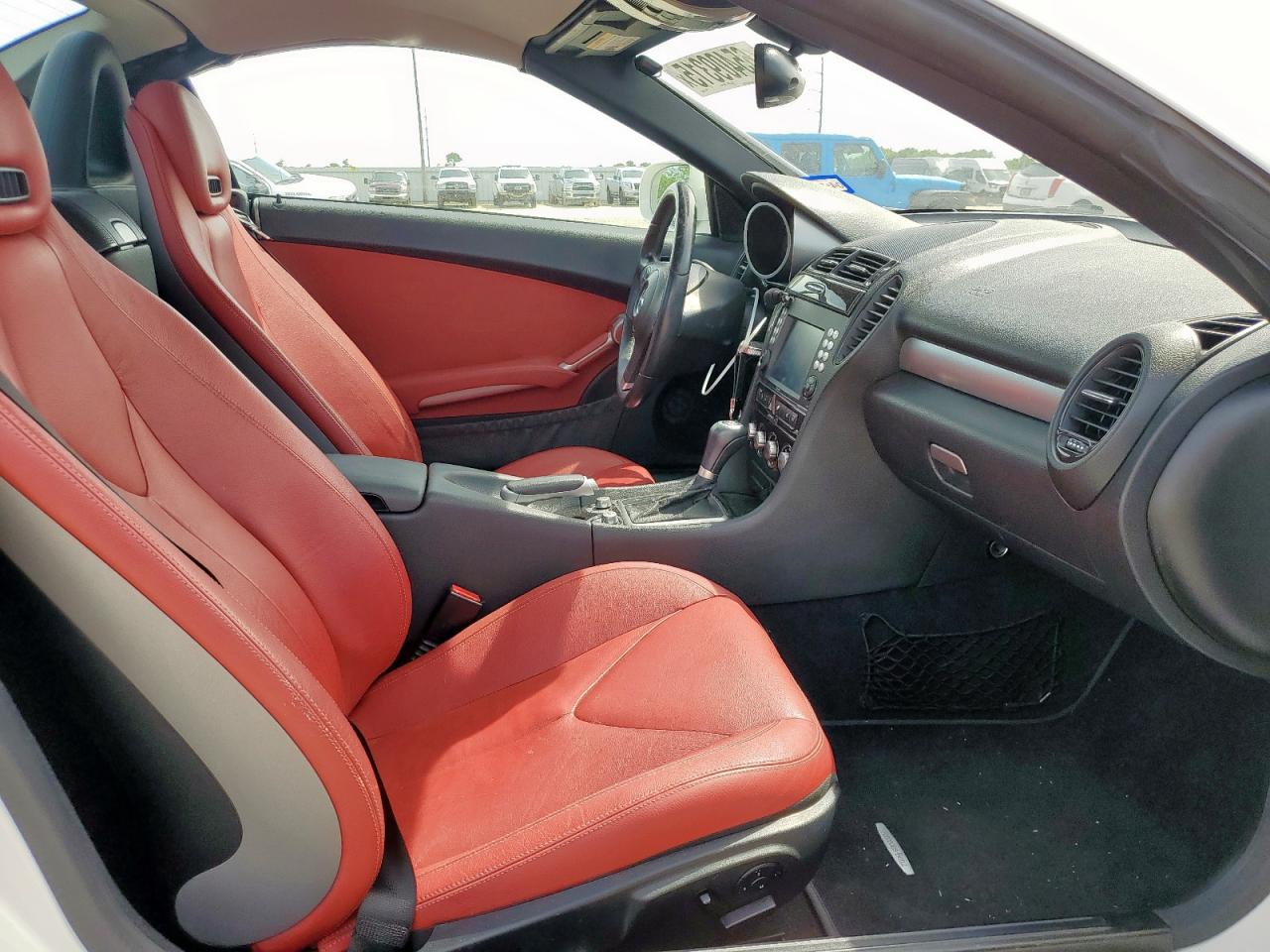 2009 Mercedes-Benz Slk 300 VIN: WDBWK54FX9F208461 Lot: 65409315