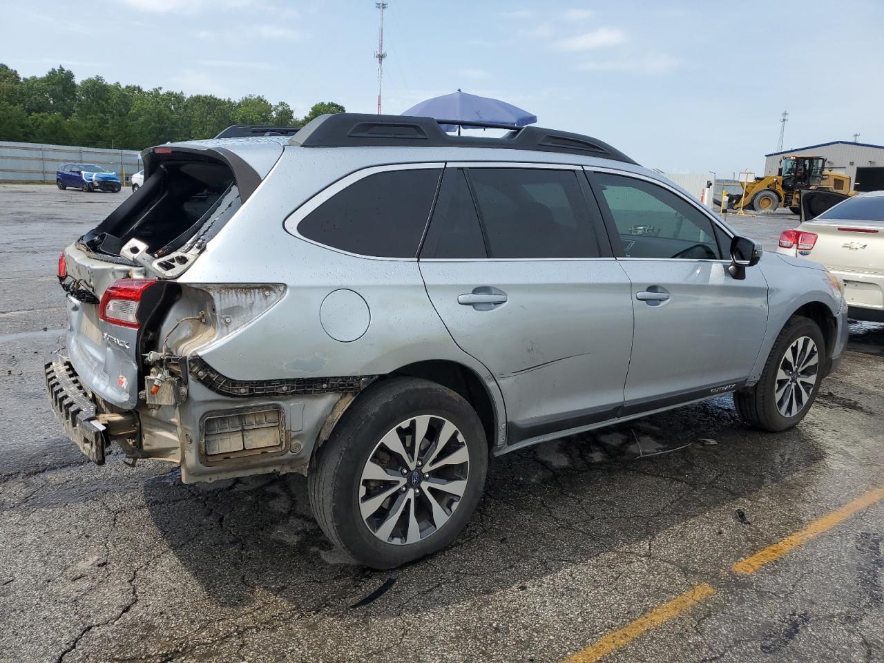 2015 Subaru Outback 2.5I Limited VIN: 4S4BSBJC4F3302482 Lot: 65120575