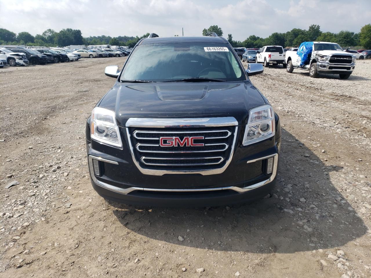 2gkflpe35h6134619 2GKFLPE35H6134619 2017 GMC Terrain Slt