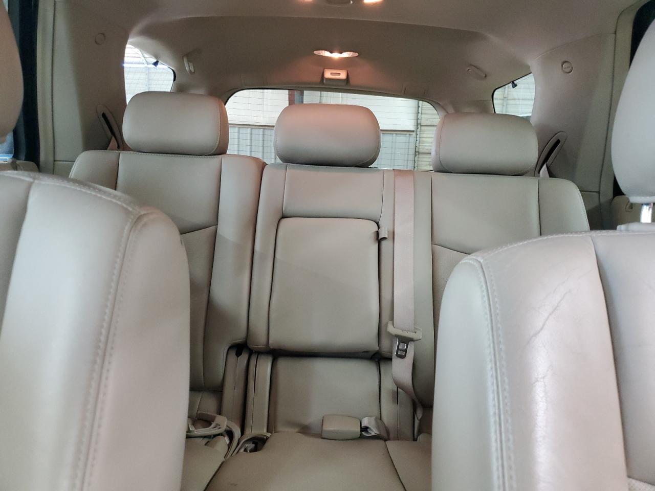 2004 Cadillac Srx VIN: 1GYEE637440189240 Lot: 63550145