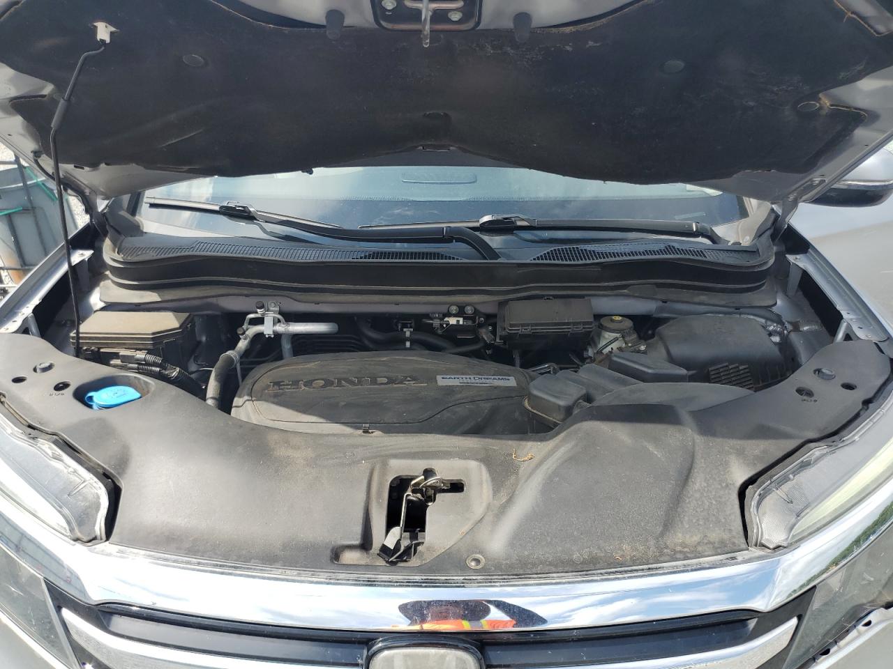 2018 Honda Pilot Touring VIN: 5FNYF6H91JB003841 Lot: 65123385