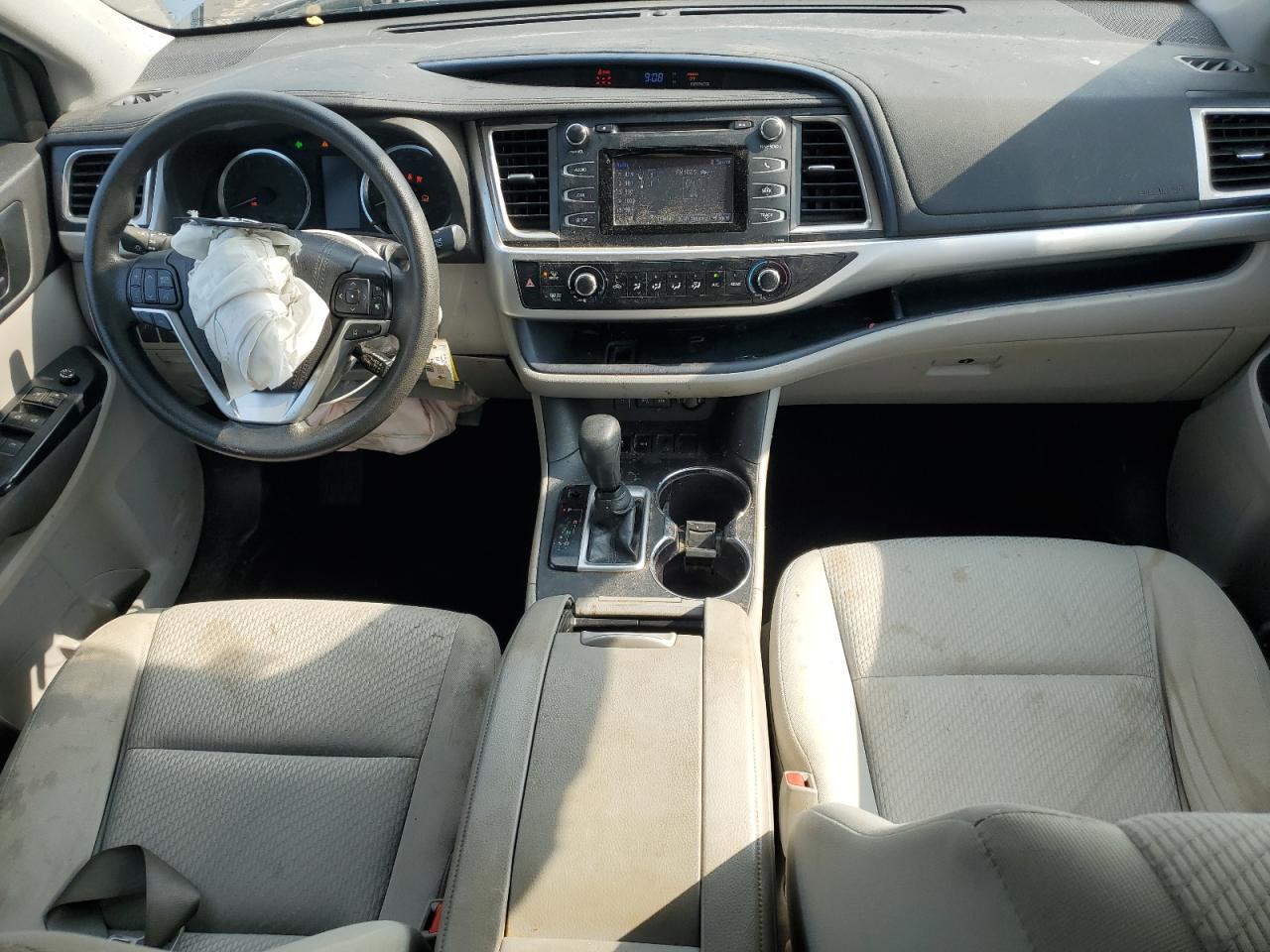 2018 Toyota Highlander Le VIN: 5TDZARFH5JS041051 Lot: 66553495