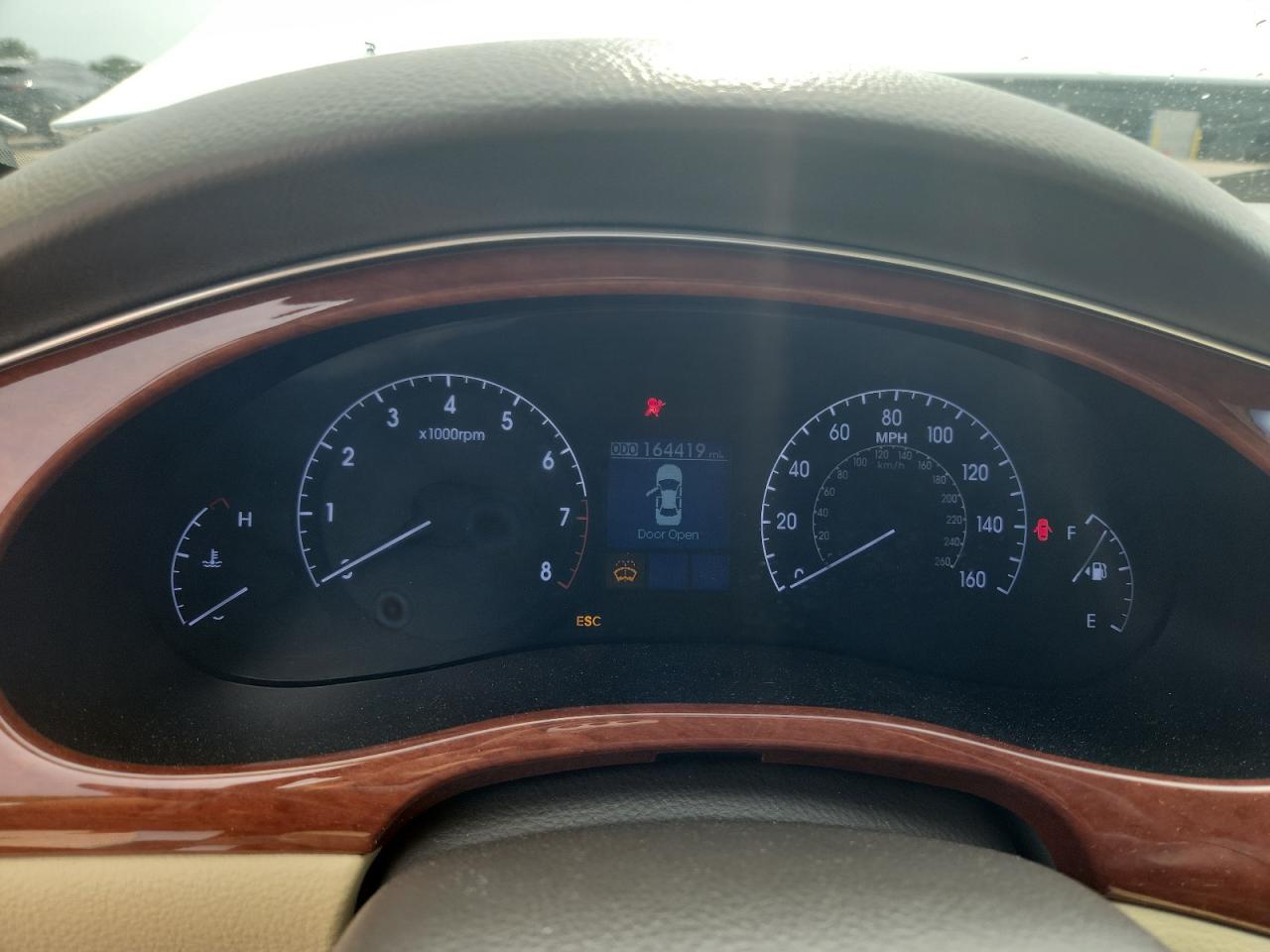 2013 Hyundai Genesis 3.8L VIN: KMHGC4DD0DU244333 Lot: 65292565
