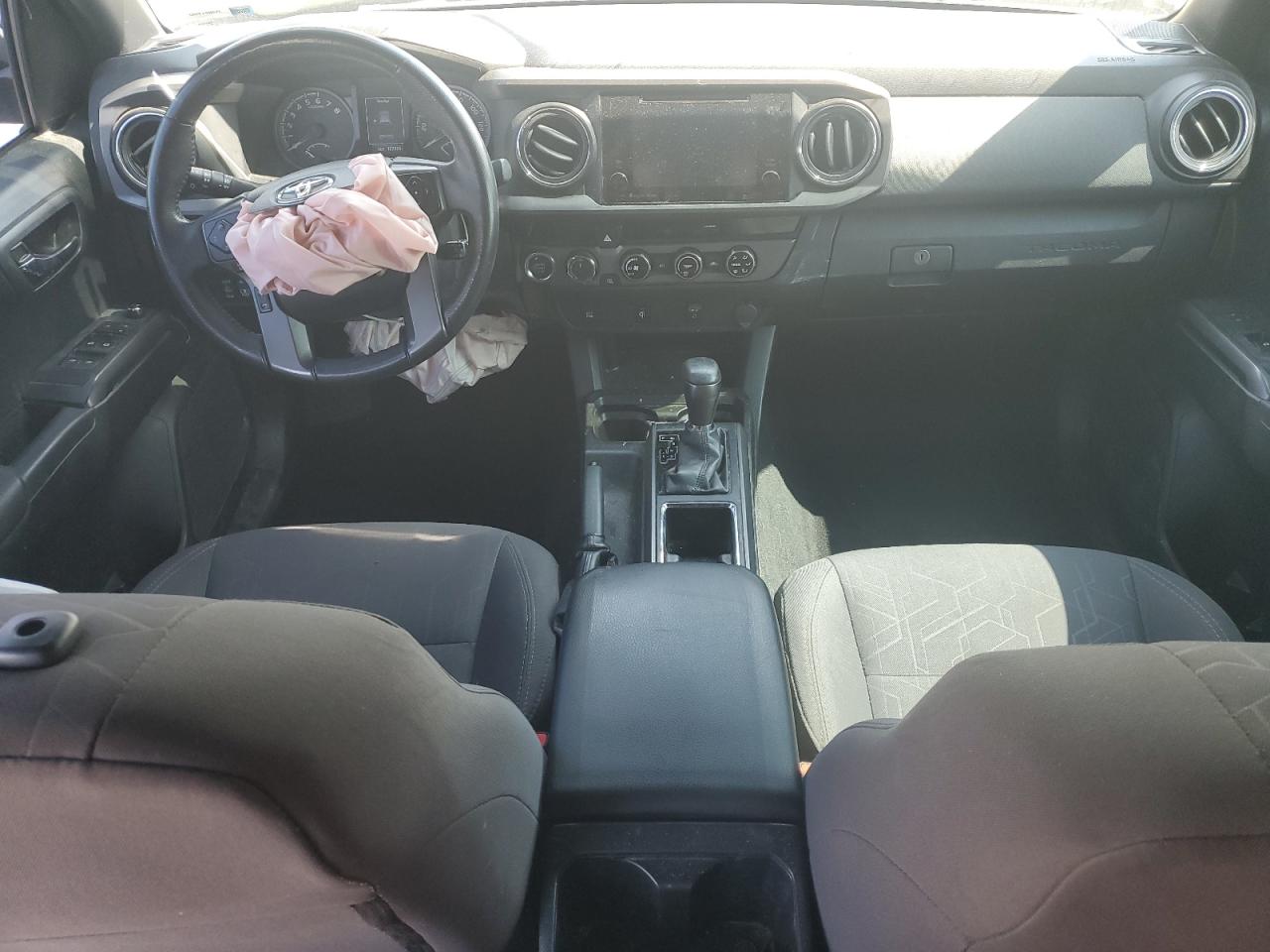 2017 Toyota Tacoma Double Cab VIN: 5TFCZ5ANXHX083739 Lot: 64205725