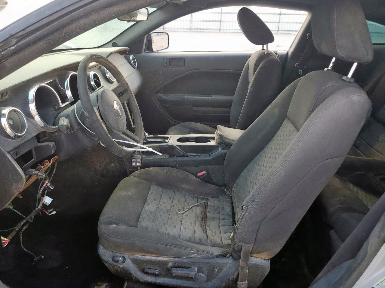 2007 Ford Mustang Gt VIN: 1ZVFT82H275208992 Lot: 64698435