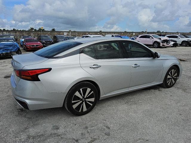  NISSAN ALTIMA 2019 Srebrny