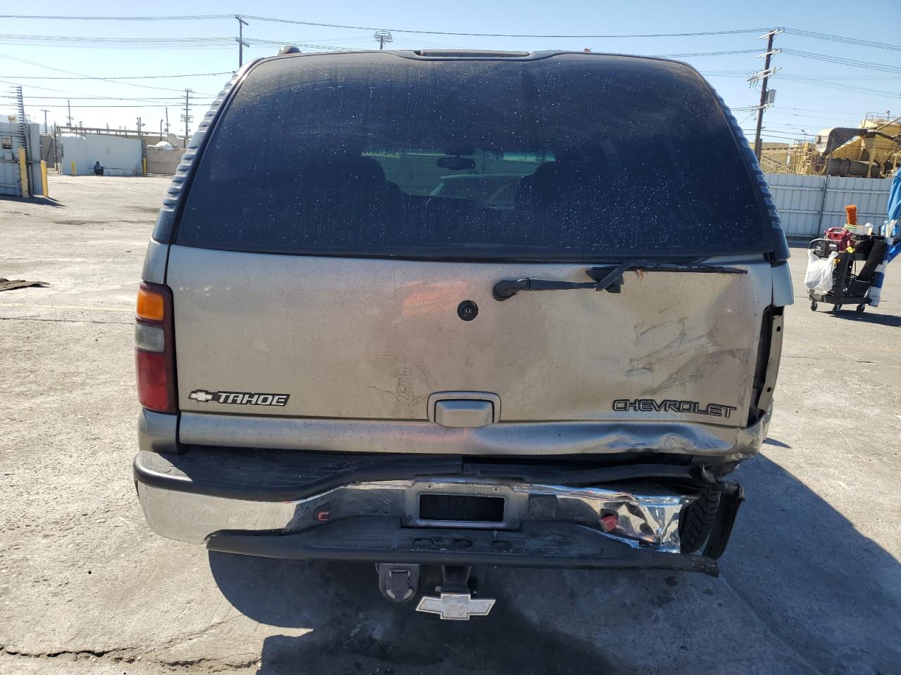 2002 Chevrolet Tahoe C1500 VIN: 1GNEC13T62R243097 Lot: 64210815