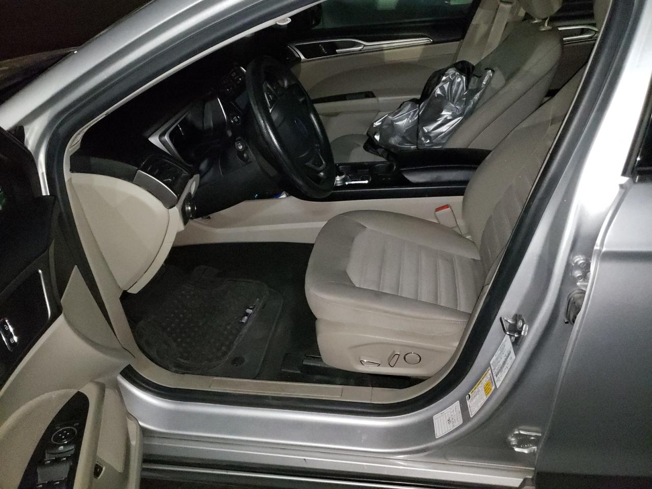 2019 Ford Fusion Se VIN: 188113 Lot: 65656155