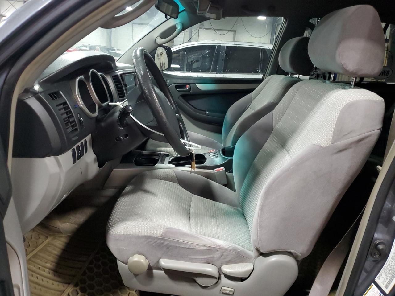 2004 Toyota 4Runner Sr5 VIN: JTEBU14R340052722 Lot: 64729385