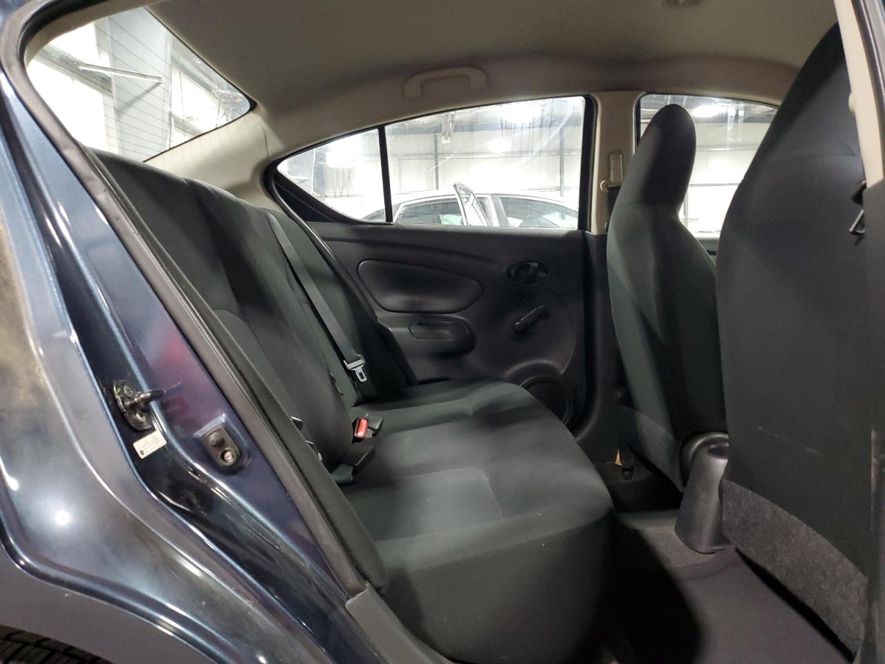 2015 Nissan Versa S VIN: 3N1CN7AP3FL822051 Lot: 63052315