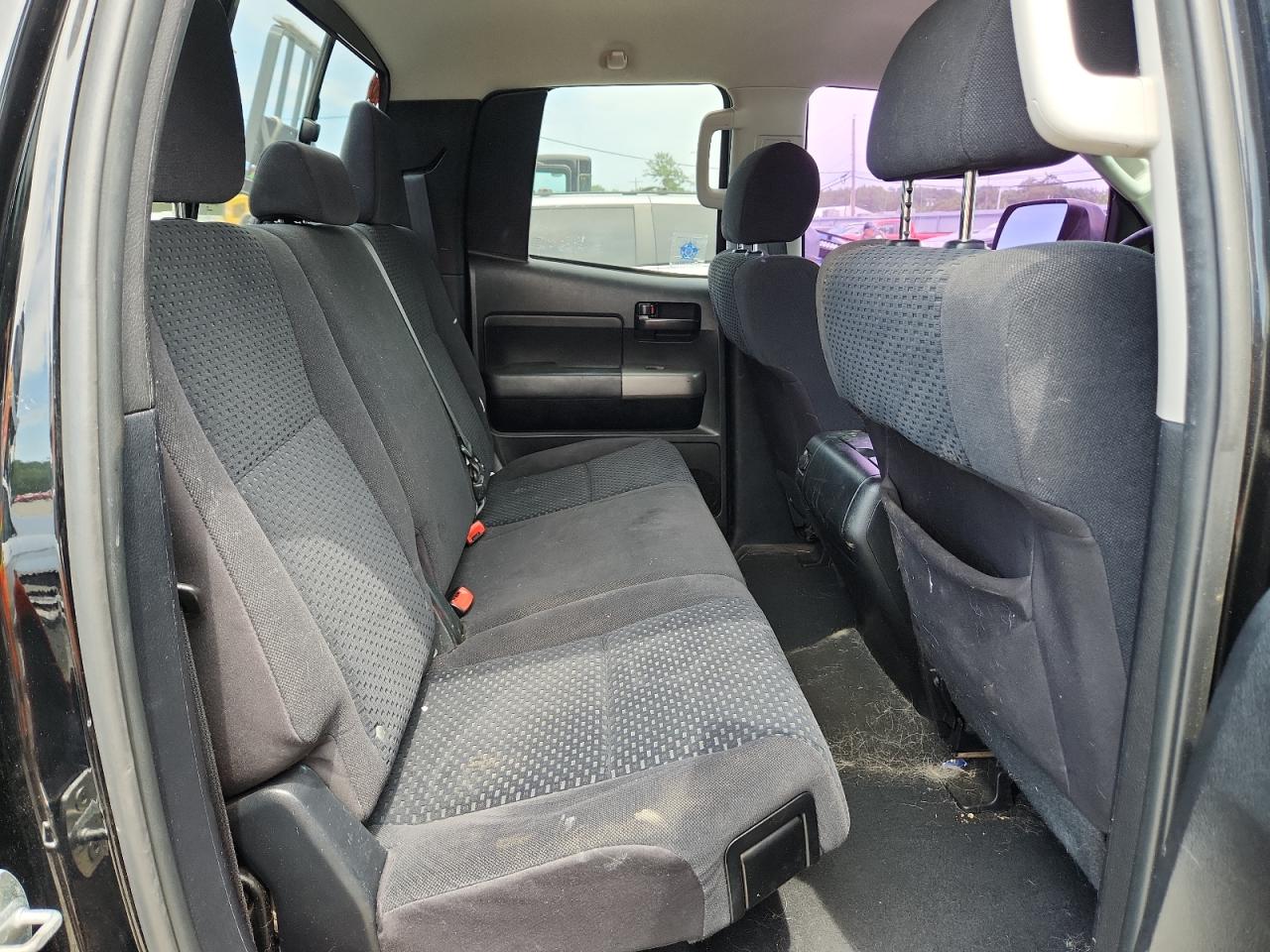 2011 Toyota Tundra Double Cab Sr5 VIN: 5TFUY5F18BX188137 Lot: 65236925