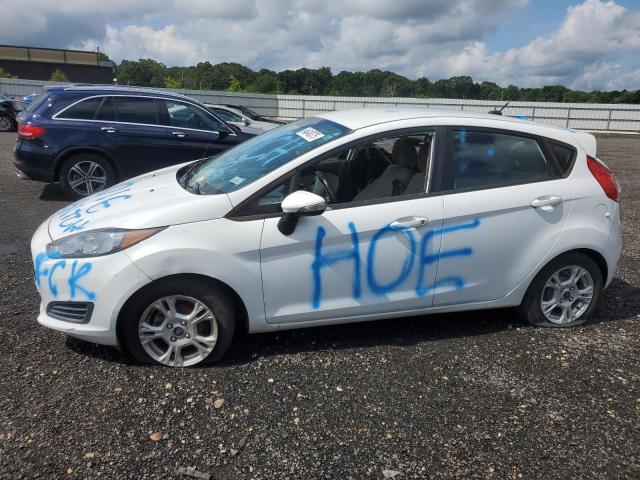  FORD FIESTA 2014 White
