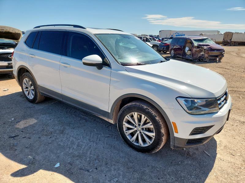  VOLKSWAGEN TIGUAN 2018 Белы