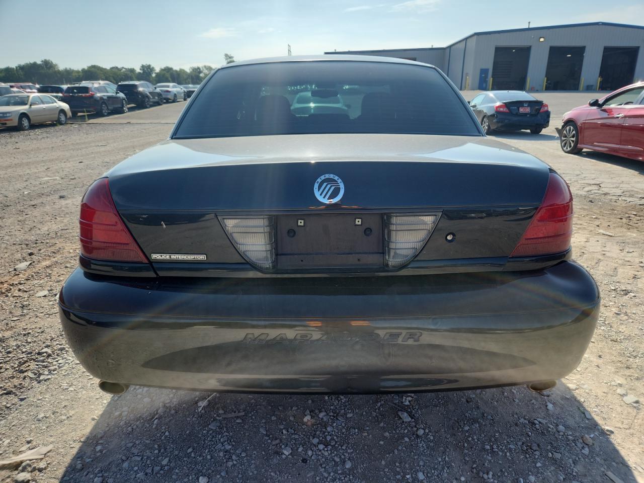 2004 Mercury Marauder VIN: 2MEHM79VX4X639815 Lot: 64324065