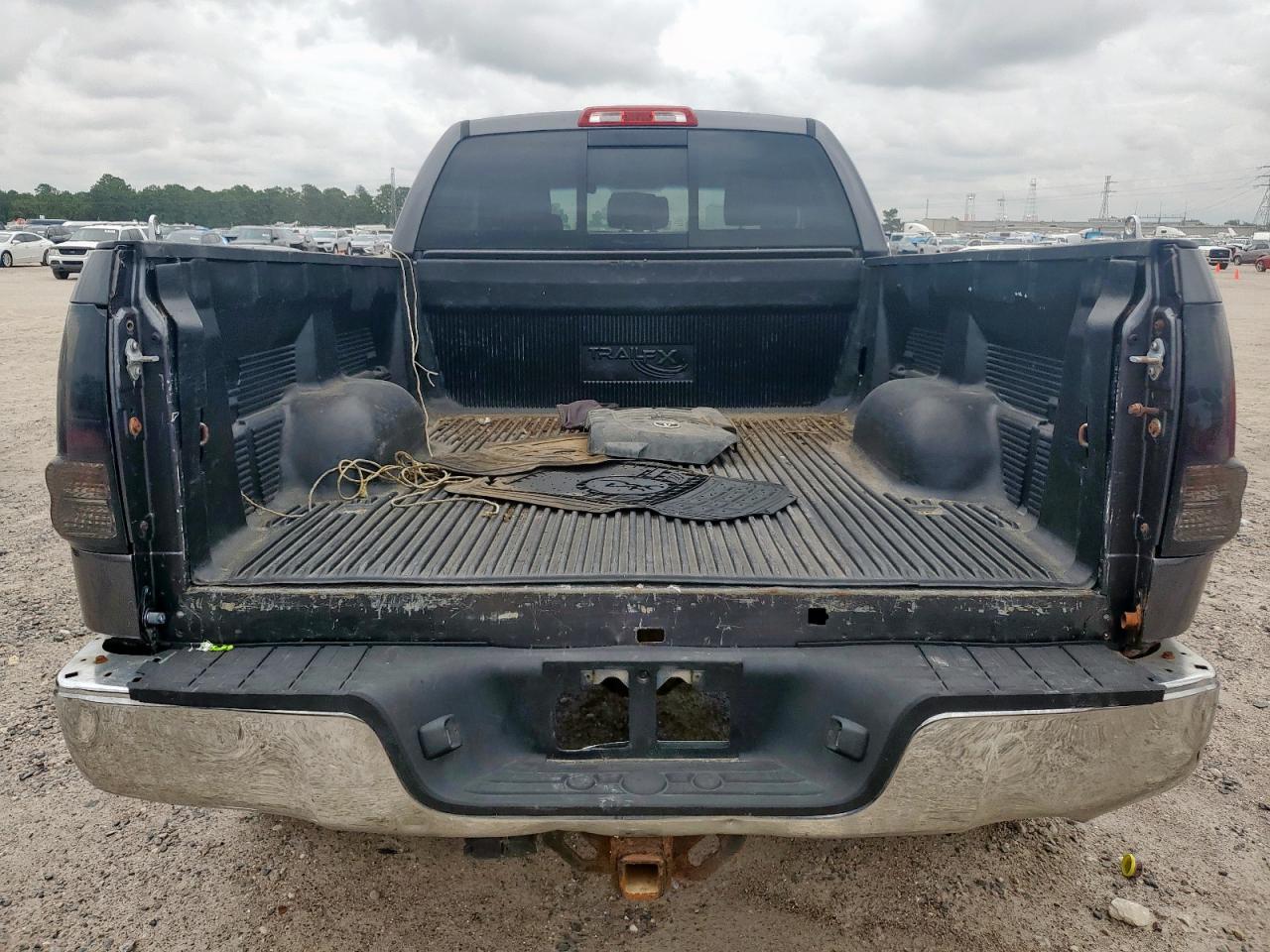 2011 Toyota Tundra Double Cab Sr5 VIN: 5TFUM5F18BX017299 Lot: 65565225