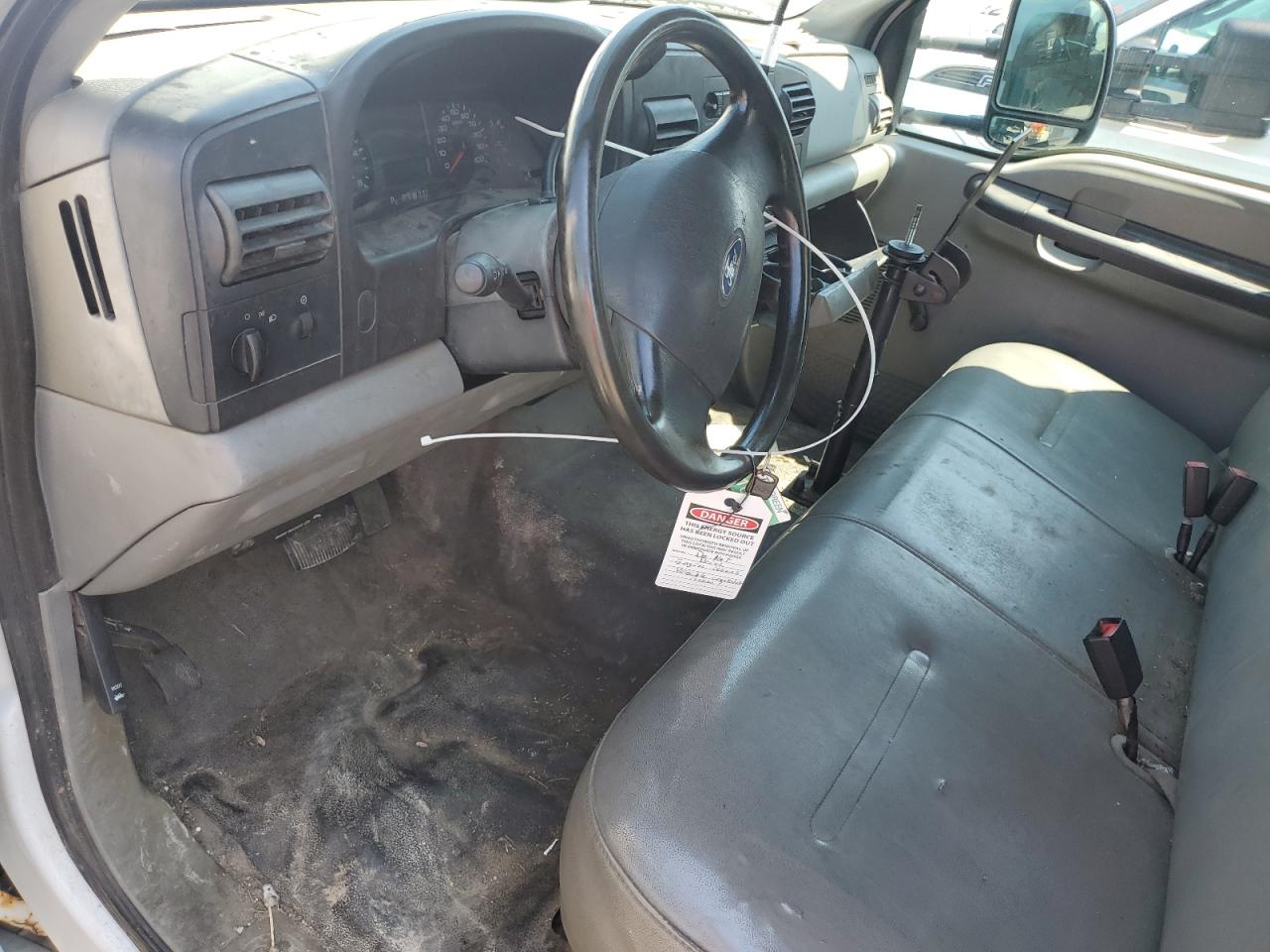 2006 Ford F450 Super Duty VIN: 1FDXF46P36ED32711 Lot: 63218415