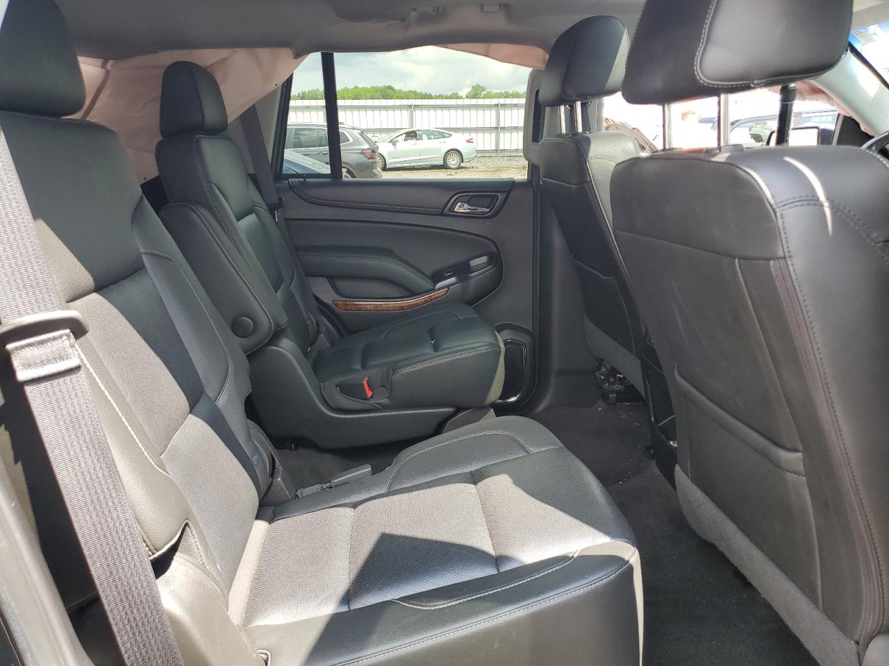 2018 Chevrolet Tahoe K1500 Premier VIN: 1GNSKCKJ5JR202413 Lot: 63516365