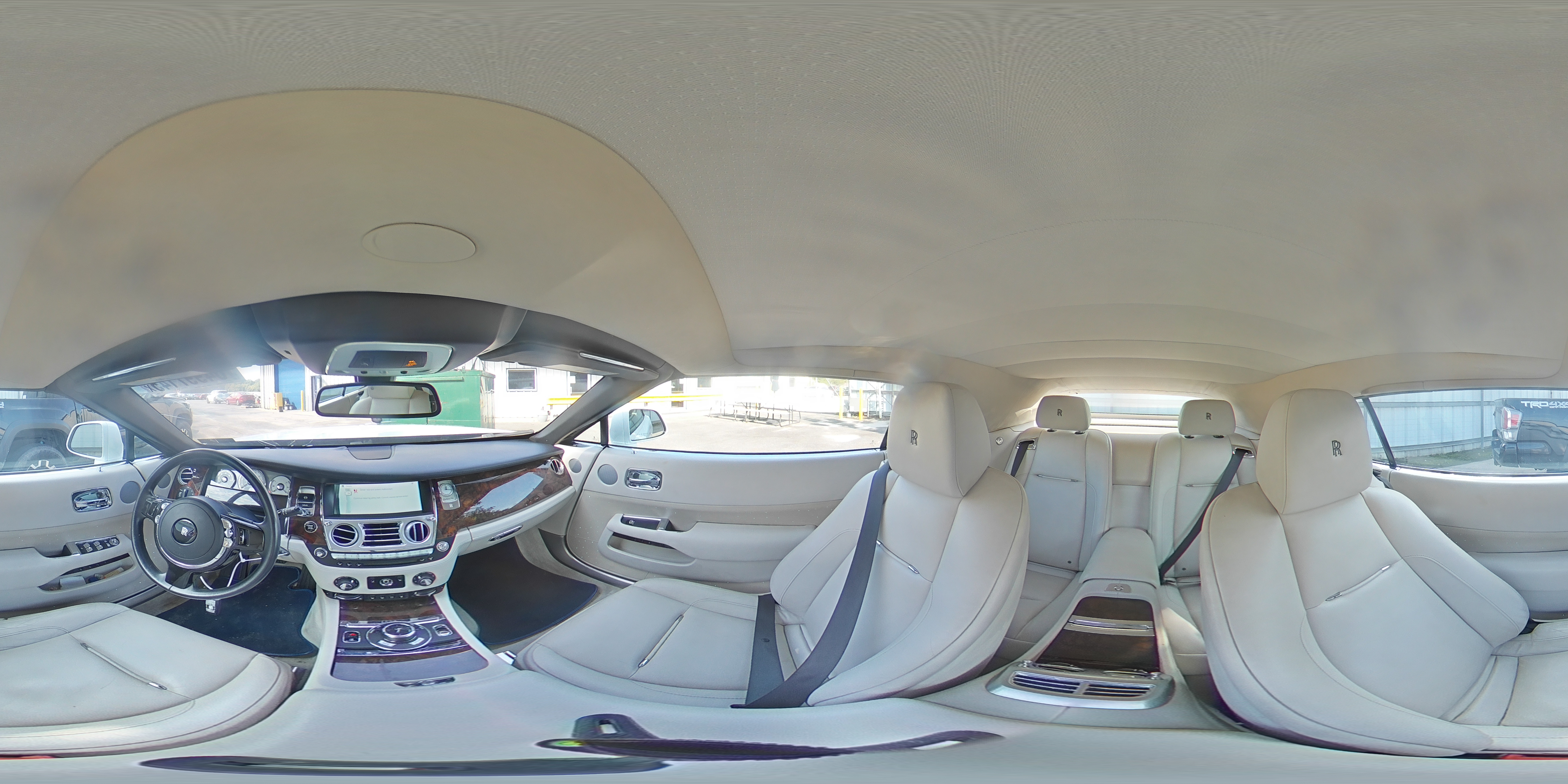 2016 Rolls-Royce Dawn VIN: SCA666D57GU102066 Lot: 64997145