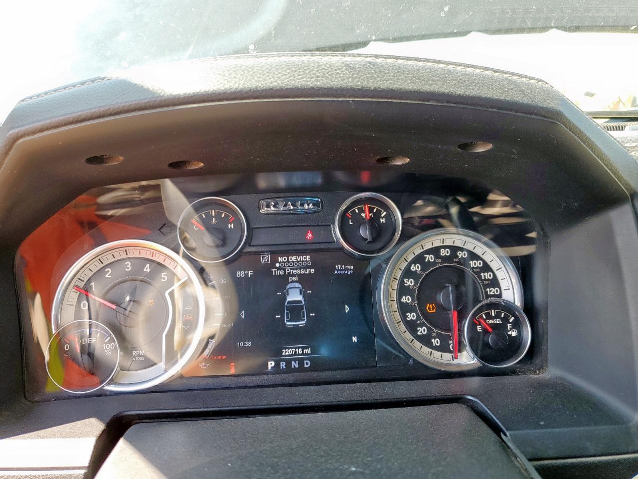 2017 Ram 2500 Laramie VIN: 3C6UR5NL7HG727111 Lot: 64643825