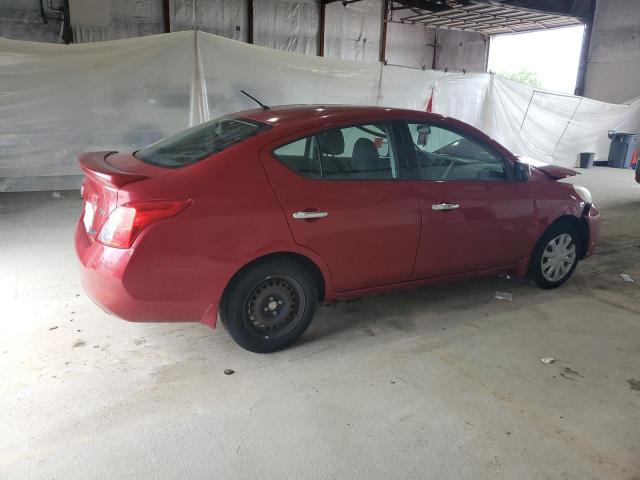  NISSAN VERSA 2014 Czerwony