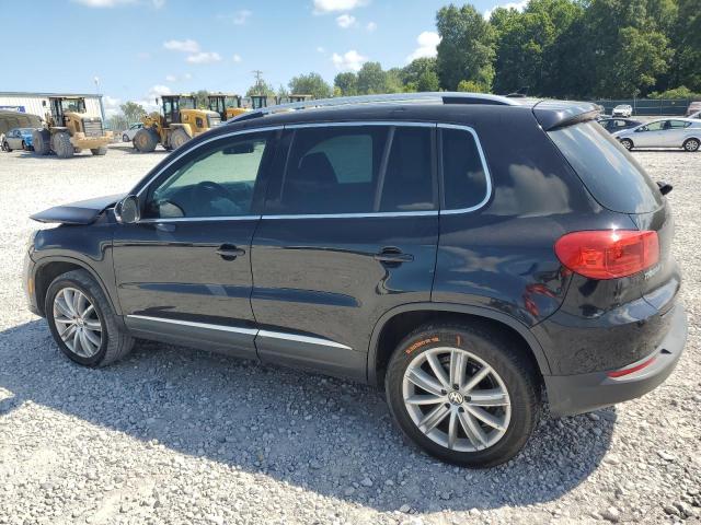 Parquets VOLKSWAGEN TIGUAN 2012 Black