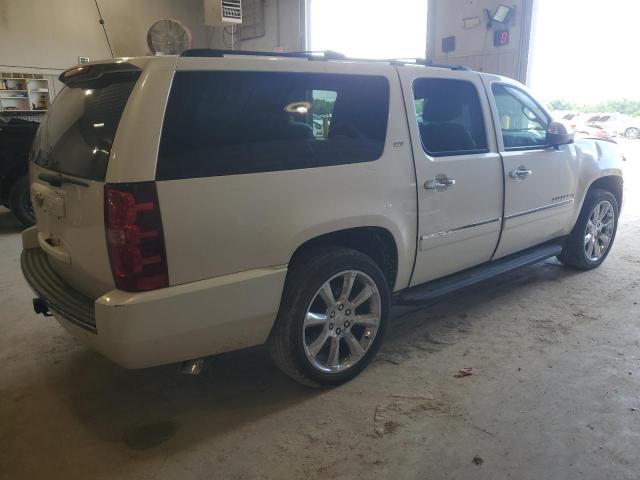  CHEVROLET SUBURBAN 2013 White