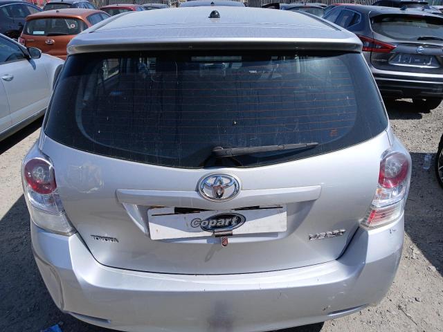 2010 TOYOTA VERSO TR D