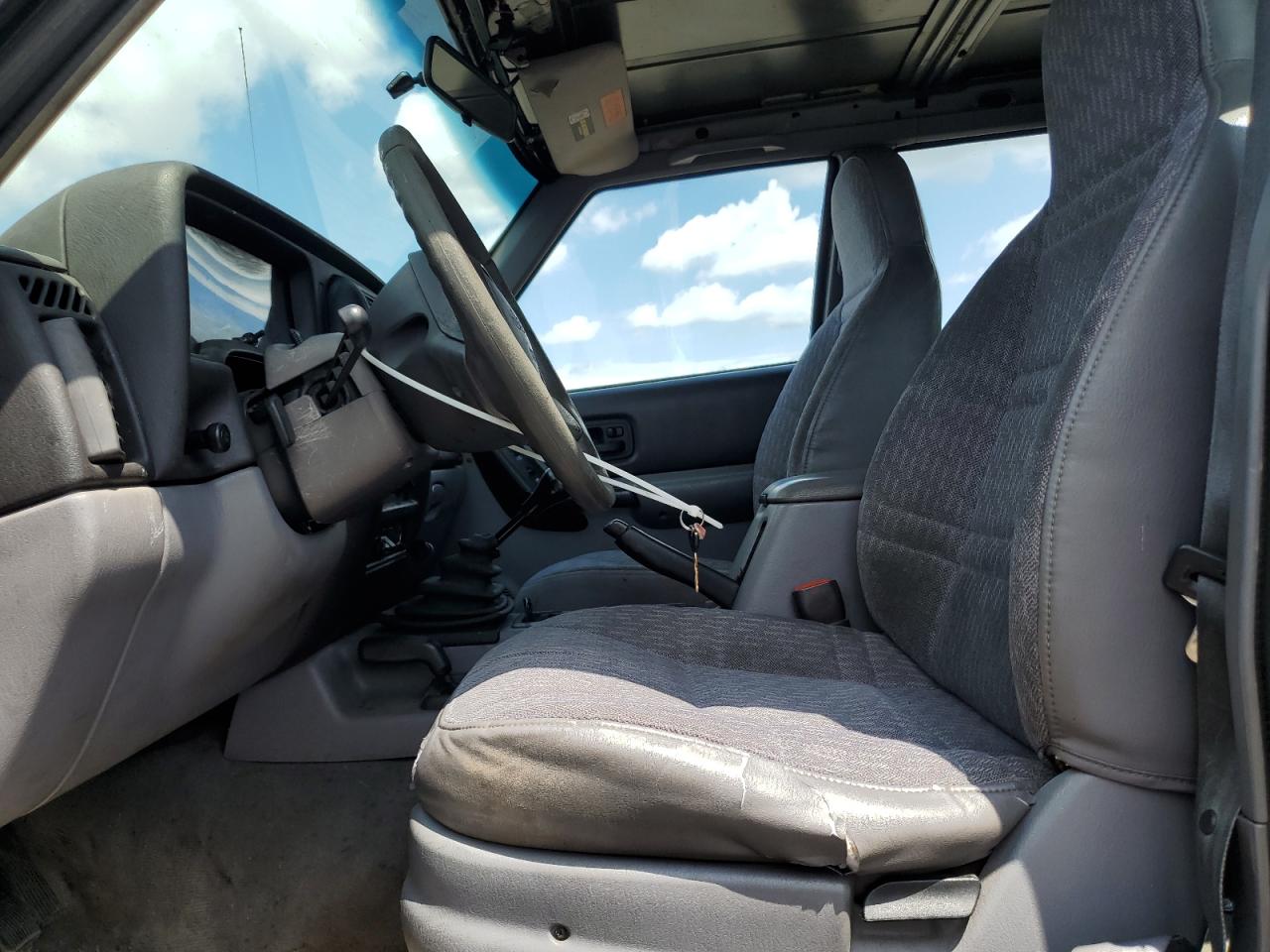 1998 Jeep Cherokee Sport VIN: 1J4FJ68S2WL216269 Lot: 63494795