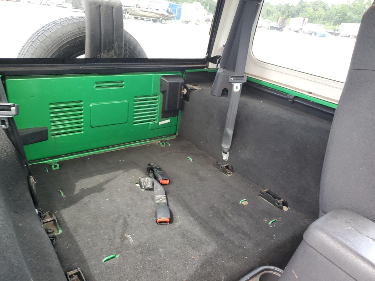 2004 Jeep Wrangler / Tj Sport VIN: 1J4FA49S84P737747 Lot: 64559165