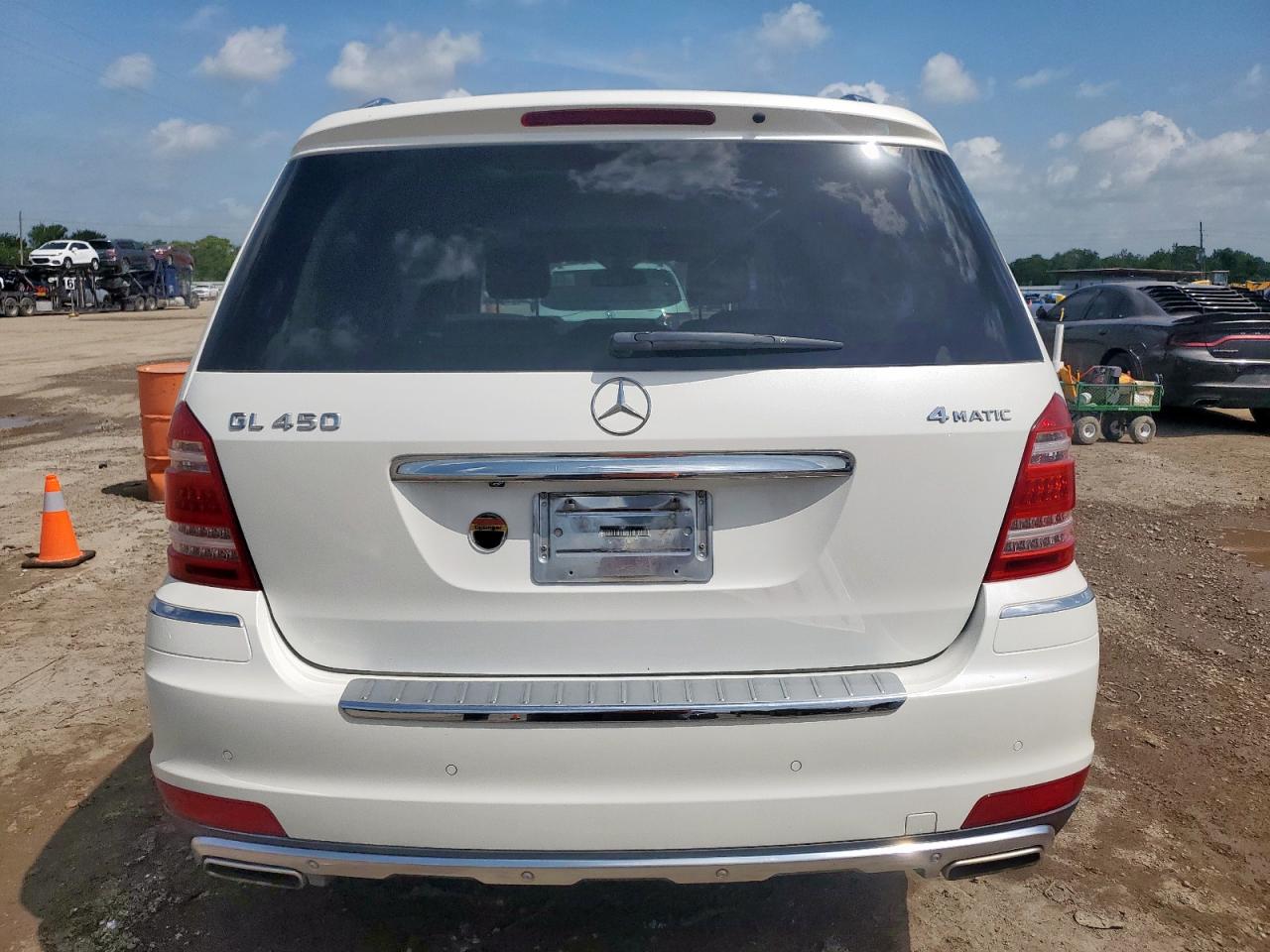 2011 Mercedes-Benz Gl 450 4Matic VIN: 4JGBF7BE5BA645888 Lot: 64852565