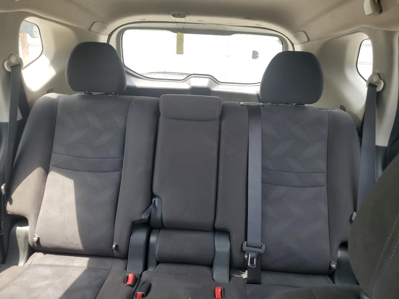 2015 Nissan Rogue S VIN: KNMAT2MV6FP532138 Lot: 65027975