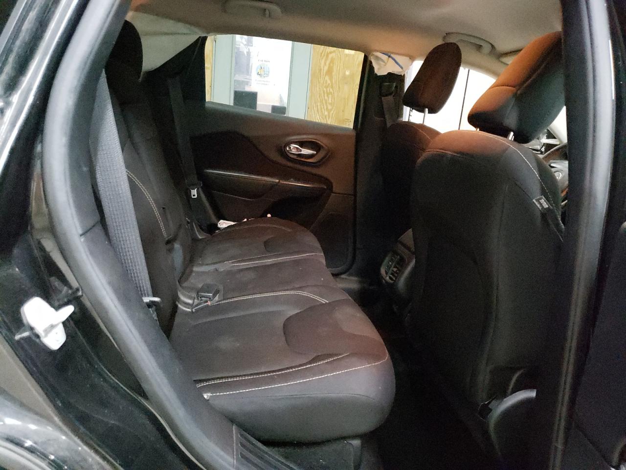 2016 Jeep Cherokee Latitude VIN: 1C4PJMCS8GW192887 Lot: 65210035