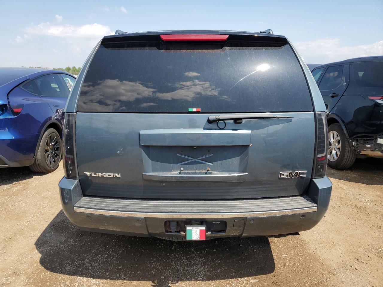 2007 GMC Yukon Denali VIN: 1GKFK63807J312241 Lot: 63941235