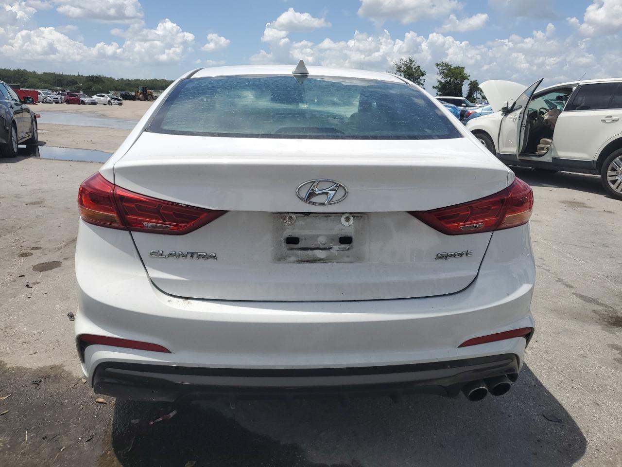 2018 Hyundai Elantra Sport VIN: KMHD04LB5JU481133 Lot: 64830375