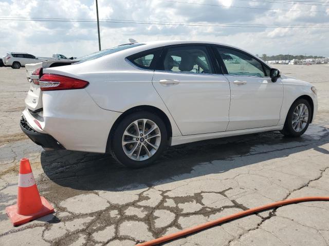  FORD FUSION 2019 White