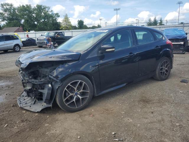 Hatchbacks FORD FOCUS 2016 Black