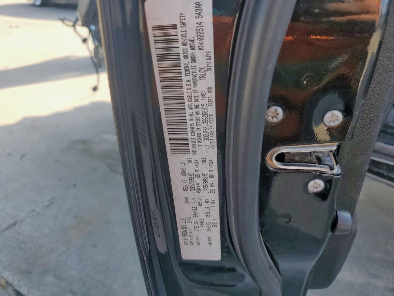 2016 Ram 2500 Laramie VIN: 3C6UR5FL3GG260315 Lot: 63710485