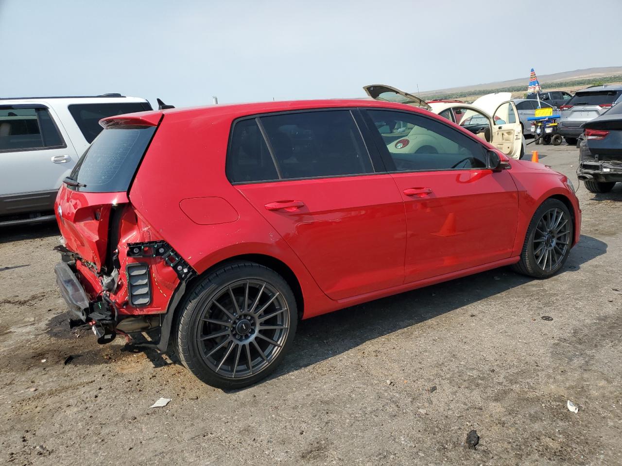 2018 Volkswagen Golf S VIN: 3VWB17AUXJM263754 Lot: 64782365
