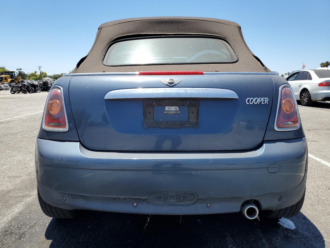 2009 Mini Cooper VIN: WMWMR33529TU95018 Lot: 64123485