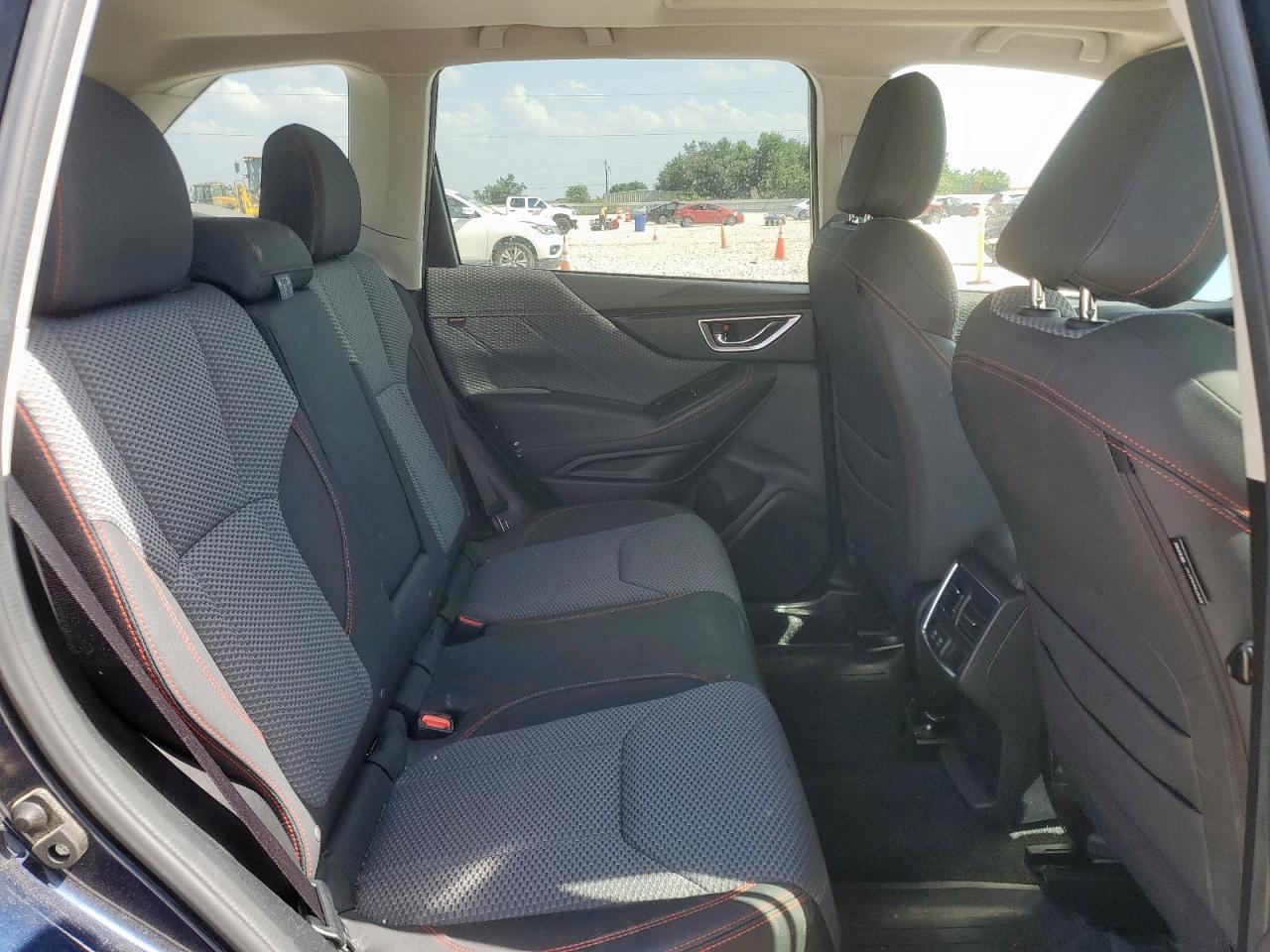 2019 Subaru Forester Sport VIN: JF2SKAPC8KH549525 Lot: 63659845
