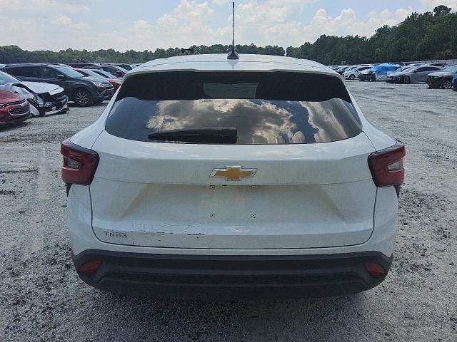  CHEVROLET TRAX 2024 Biały