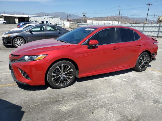  TOYOTA CAMRY 2020 Czerwony