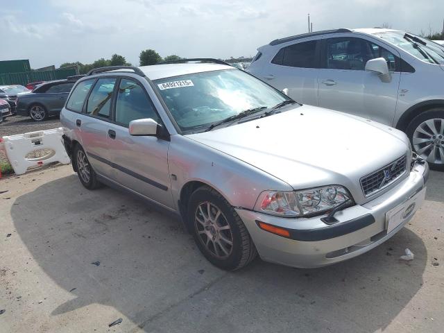 2003 VOLVO V40 S
