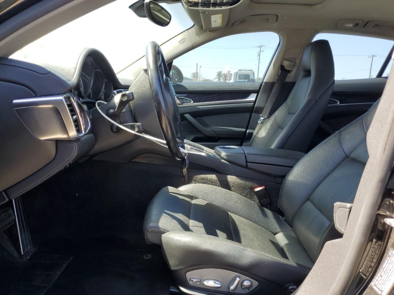 2014 Porsche Panamera S Hybrid VIN: WP0AD2A74EL044279 Lot: 64125565