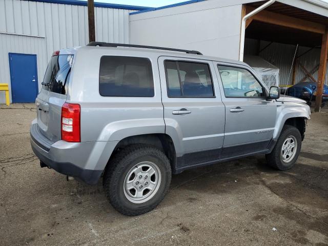  JEEP PATRIOT 2015 Srebrny