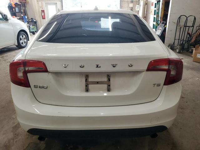 Sedans VOLVO S60 2012 Biały