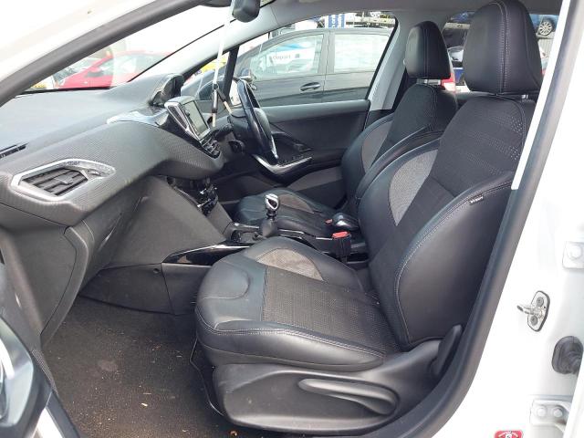 2016 PEUGEOT 2008 ALLUR