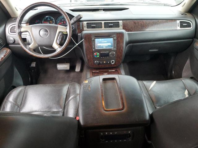 Parquets GMC YUKON 2013 Czarny